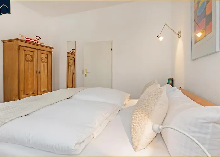 Waldfriede Grau ゼーバート・ヘリングスドルフ