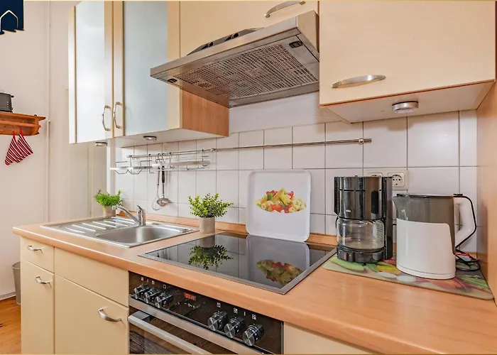 Waldfriede Grau ゼーバート・ヘリングスドルフ